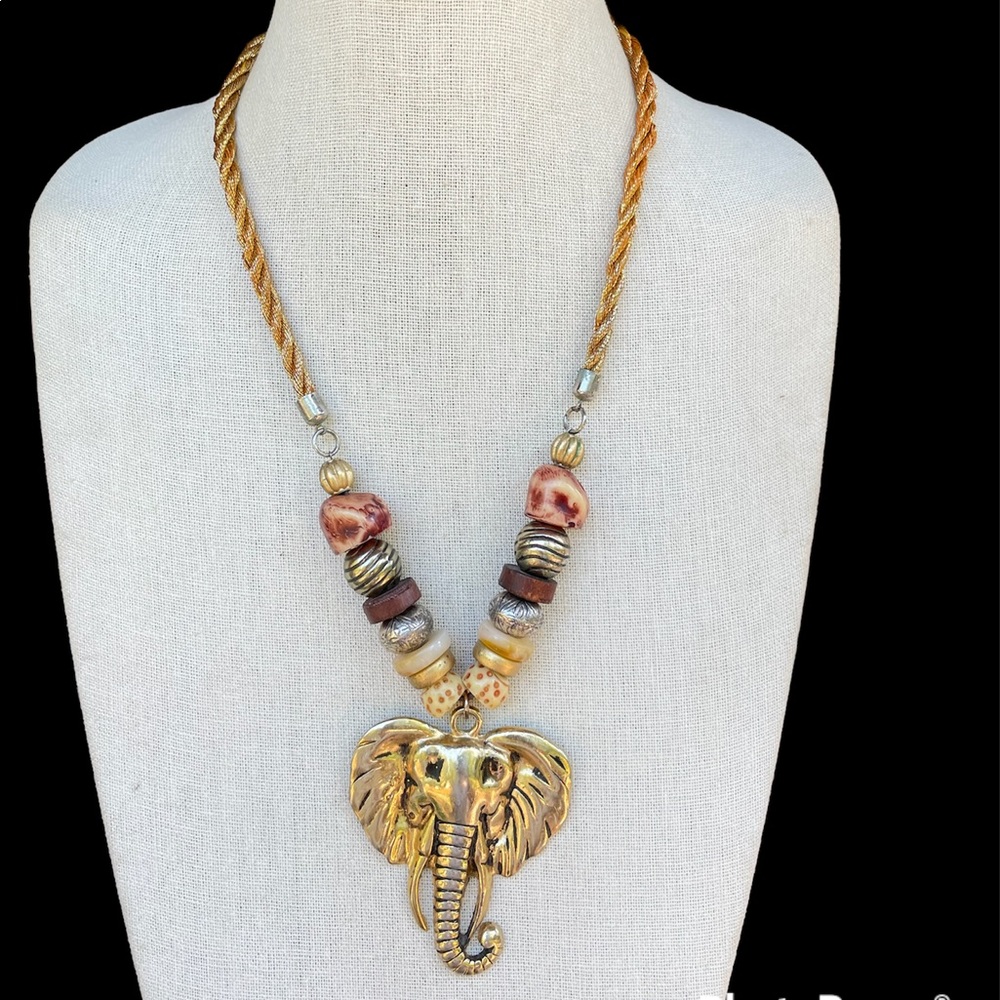 🐘 Boho long elephant head pendant necklace with tribal beads